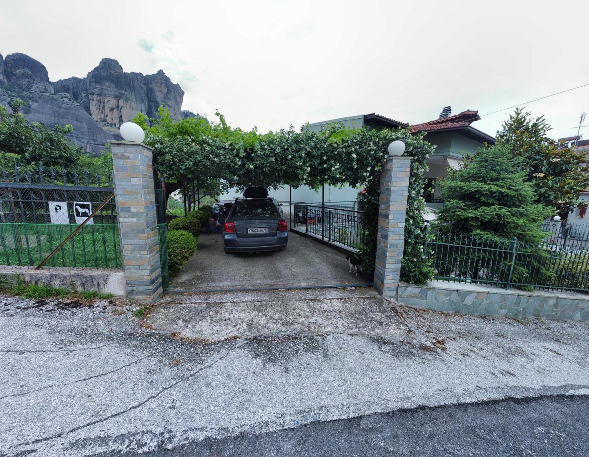 Postmans Apartment Under Meteora Kalampáka Eksteriør bilde